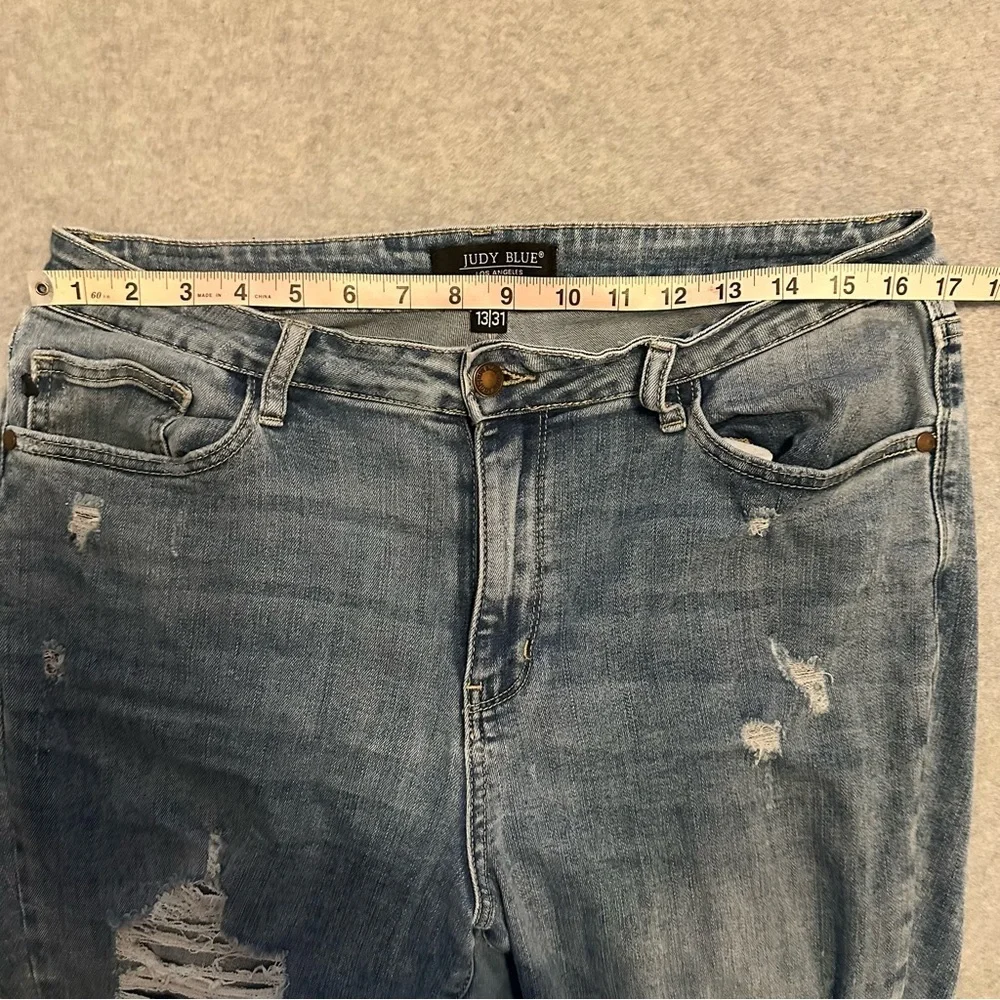 Judy Blue High Waist Destroyed Boyfriend denim jeans size 13/31 - Picture 7 of 11